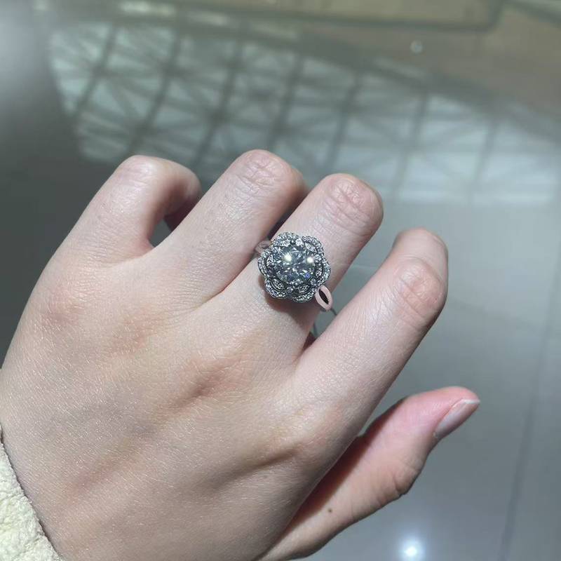 Romantic花鬘Women's RingS925银镀白金定制选款主石Moissanite2.0ct/副石高碳钻